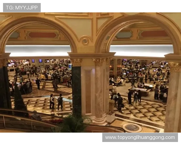 澳门人气最高的赌场：体验最豪华的赌桌与顶级服务