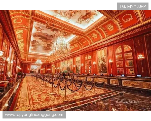 澳门巴黎人埃菲尔铁塔：体验巴黎风情的标志性建筑奇观